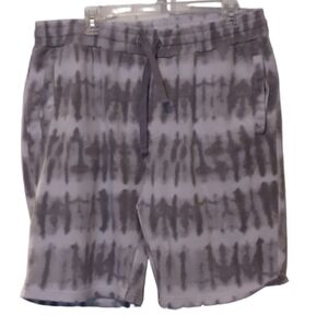 -- Holliwood Men's Gray Tie-Dye Shorts
